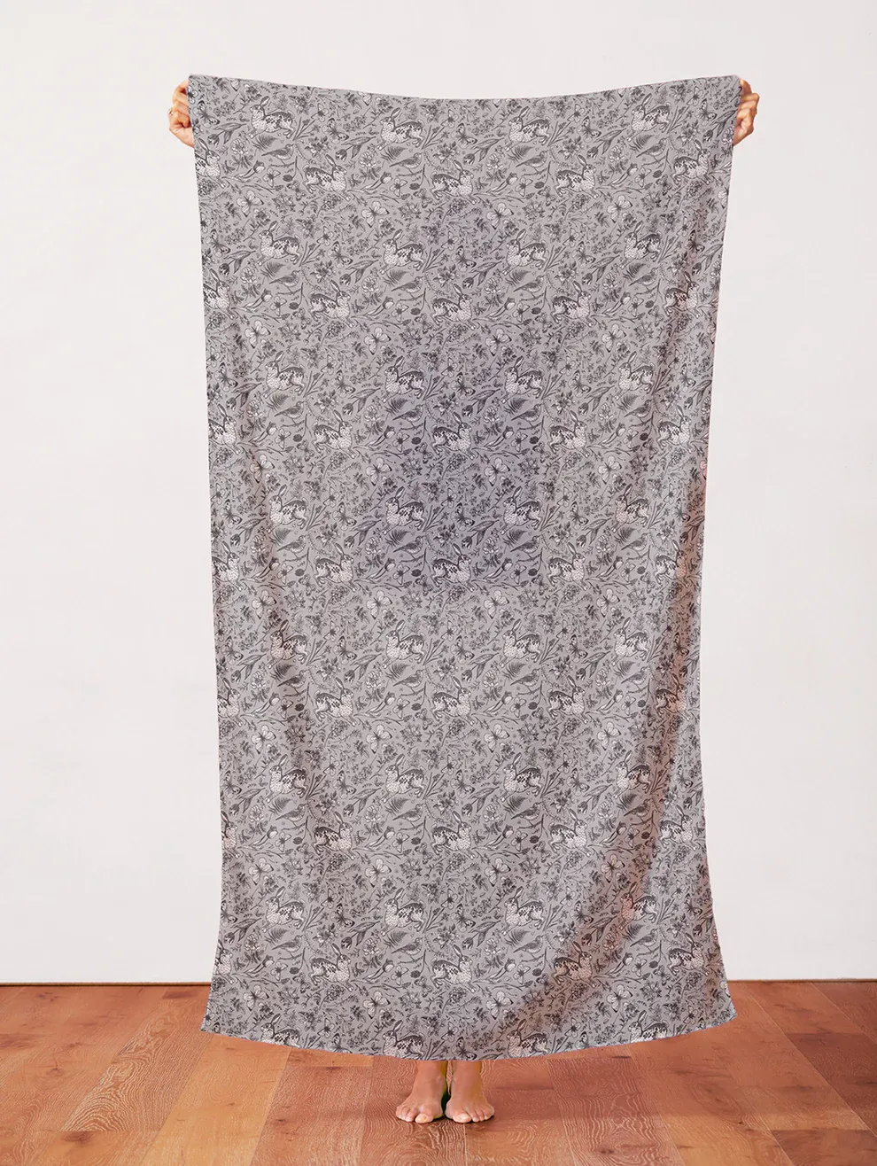 Rayon - Bunnies on Grey Rayon - Bunnies on Grey