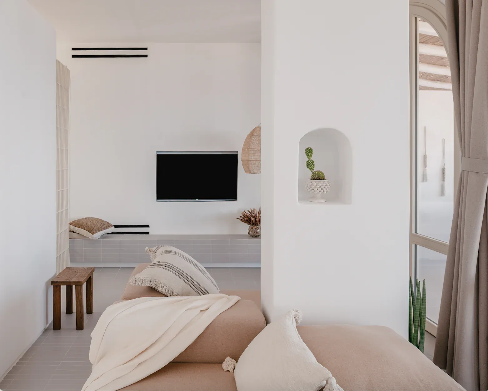 Travel Stitching in Sicily - Deluxe Double Occupancy (Non-Refundable Deposit)