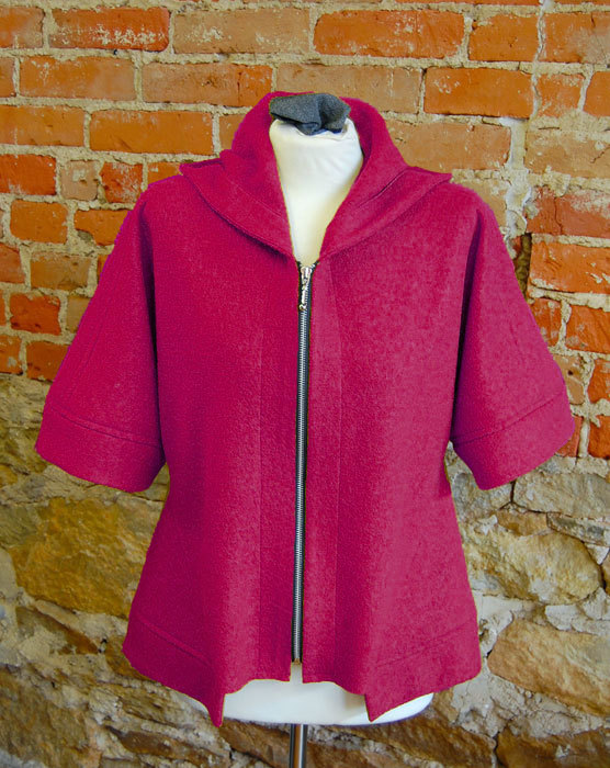 West End Jacket in Boucle - Raspberry