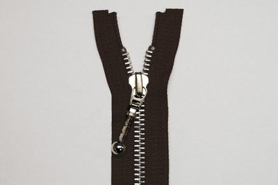 Metal 18" Zipper: Brown ZFAS18A