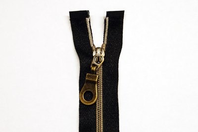 Nylon 18" Zipper: Antique Brass