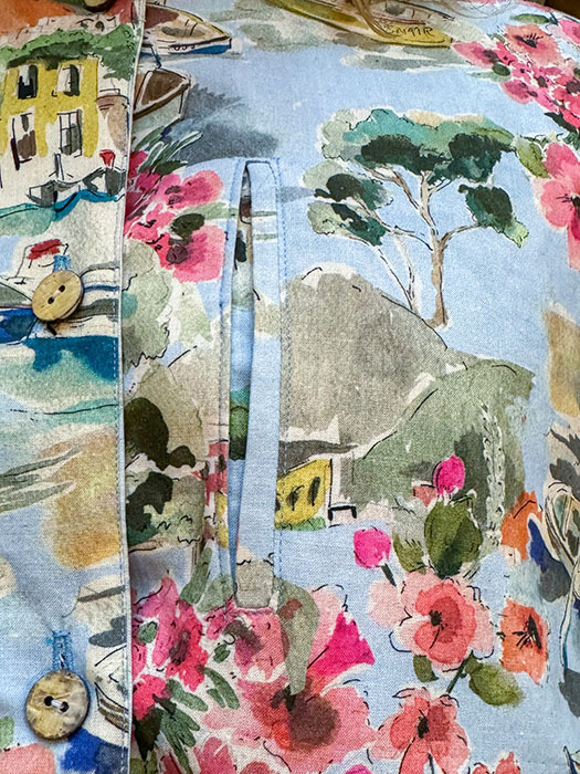 The welt pocket featured on the Bamboo Top