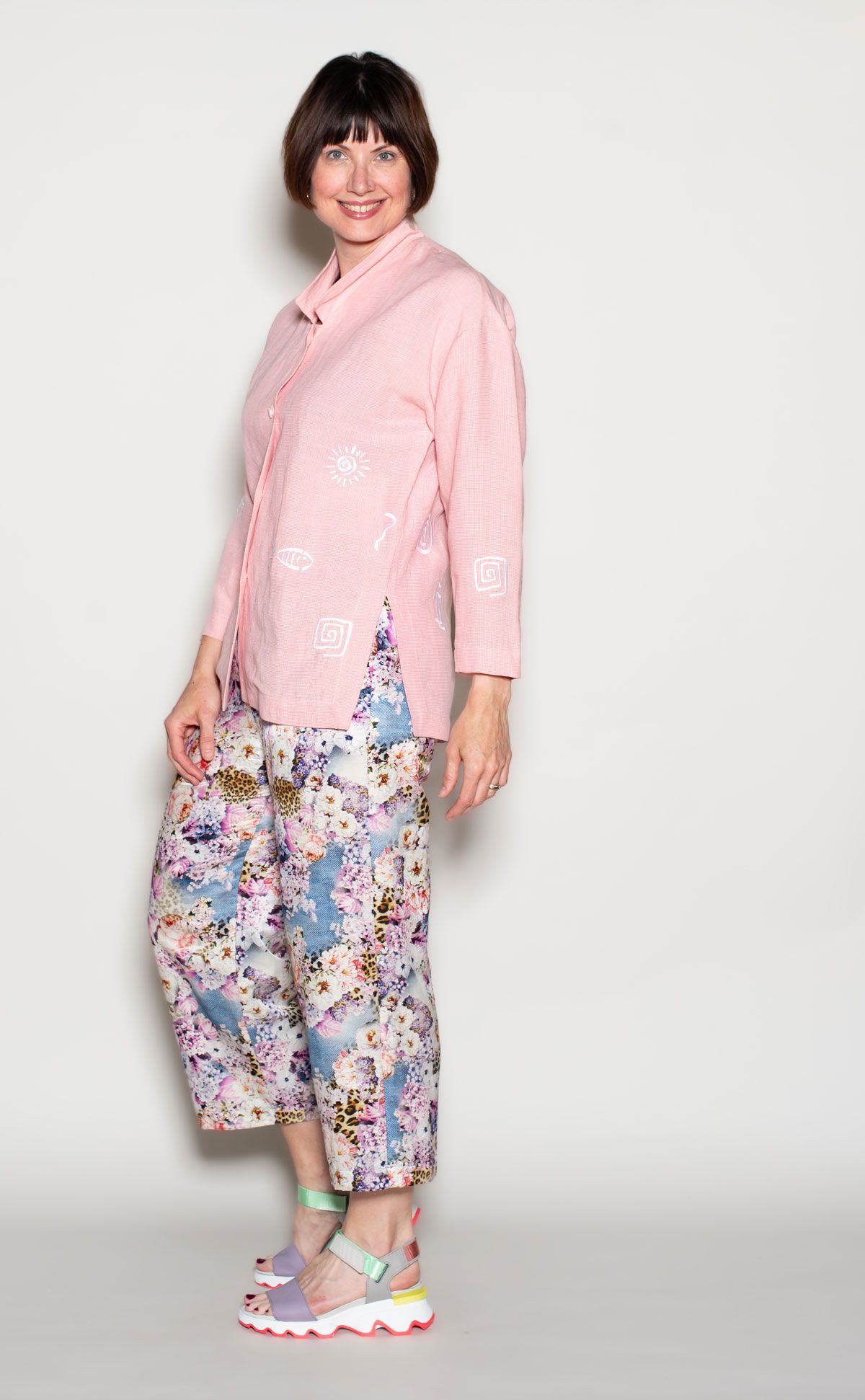 The Elle Shirt worn with the Chesney Pants. The Elle Shirt worn with the Chesney Pants.
