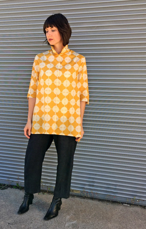 The Frankie Shirt made in a cotton lawn fabric. 