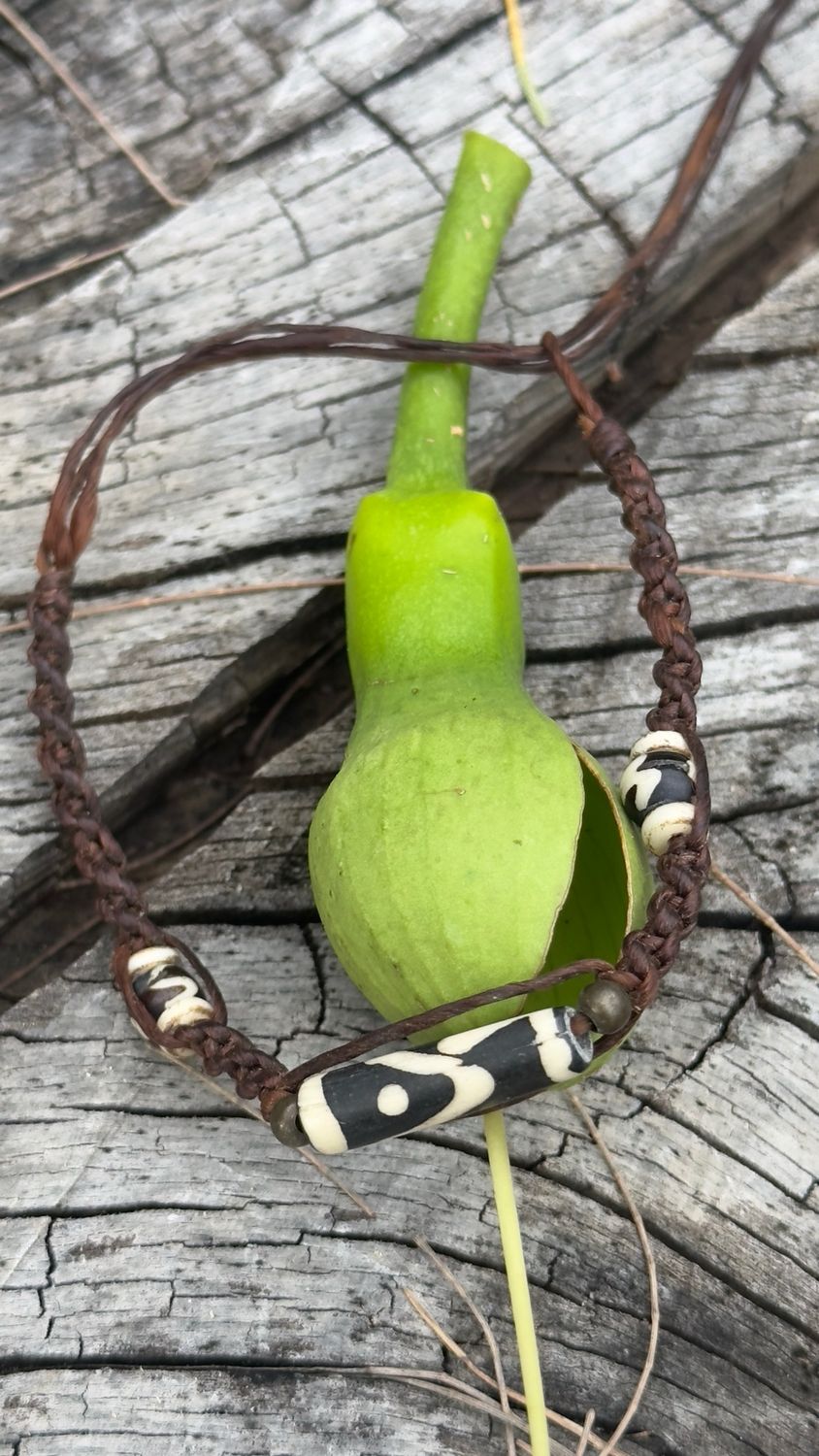 Hula Bracelet 