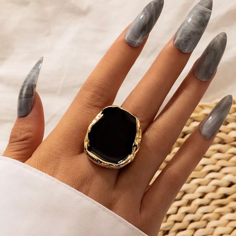Luxury Black Stone Ring