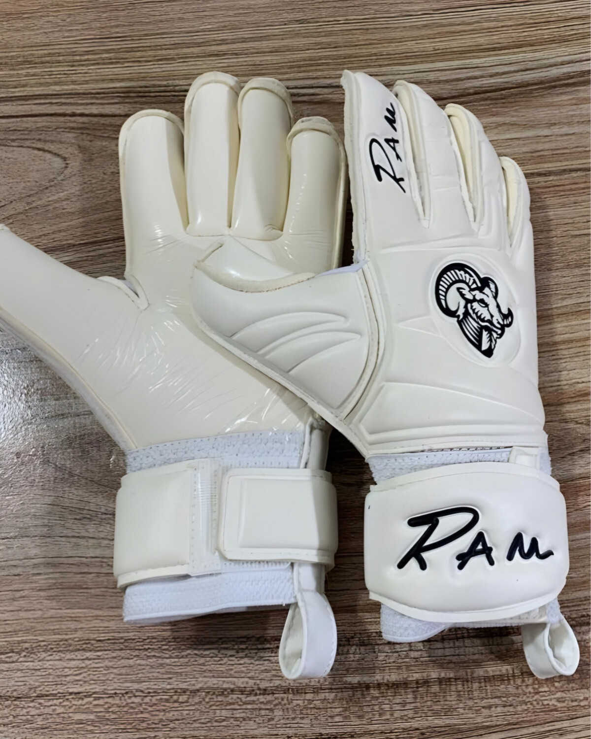 RAM “WHITES” RF GOALKEEPER GLOVE