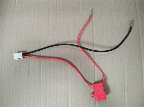 Porte-fusible rouge avec fusible