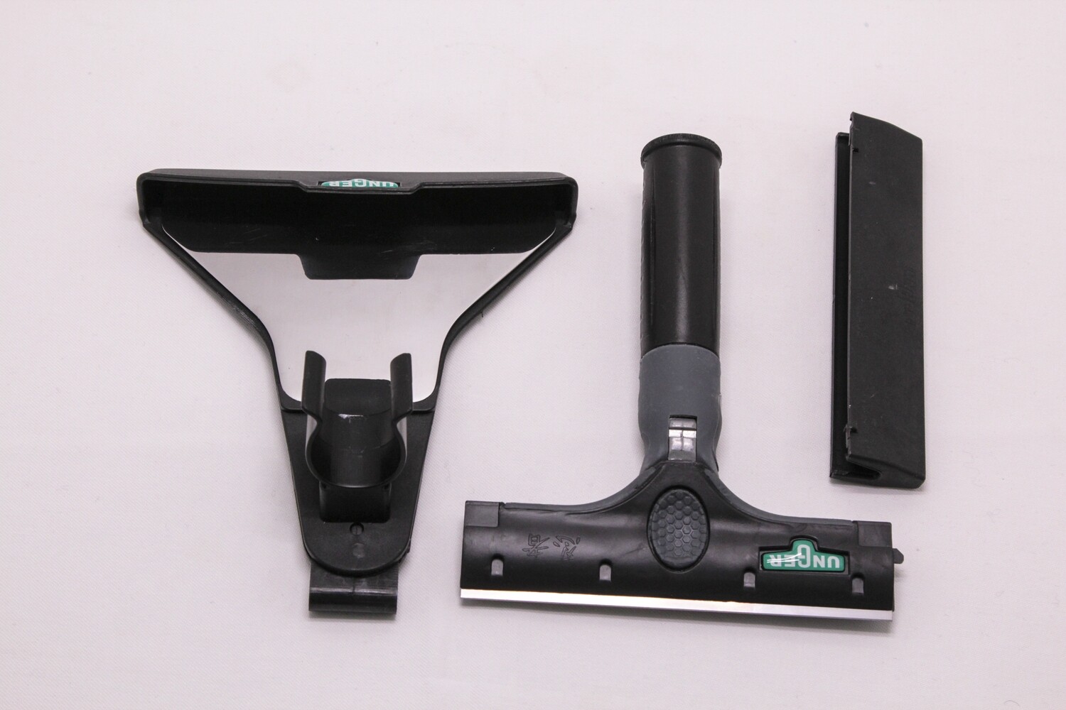 UNGER ErgoTec® Ninja Combo Schaber Praktische 2-in-1 Combo aus Schaber und Holster 10 oder 15 cm