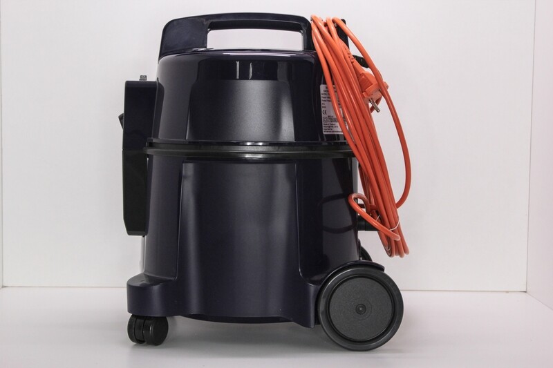 Staubsauger Hitachi CV 400 PRO dunkelblau, beutellos inkl. Zubehör und HEPA-Filter