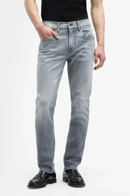 7 For all Mankind