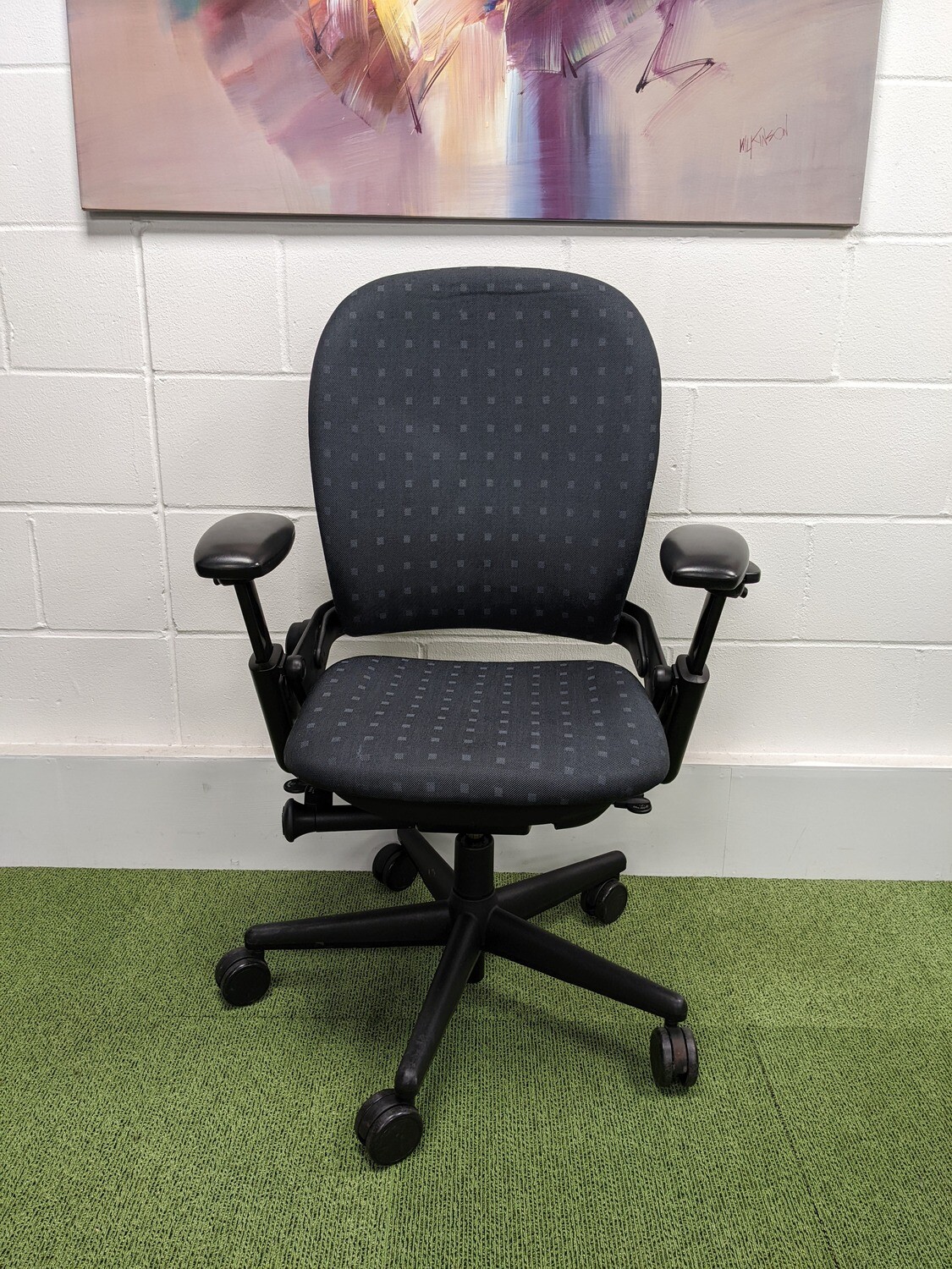 Steelcase v1 Leap Chair in Original Cloth - Task Chair