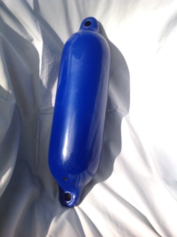 Fender - Blue 16in x 4in