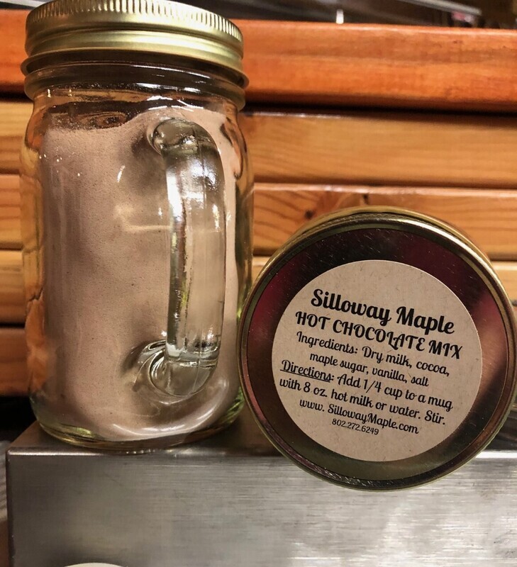 mason pint jar filled with hot cocoa mix