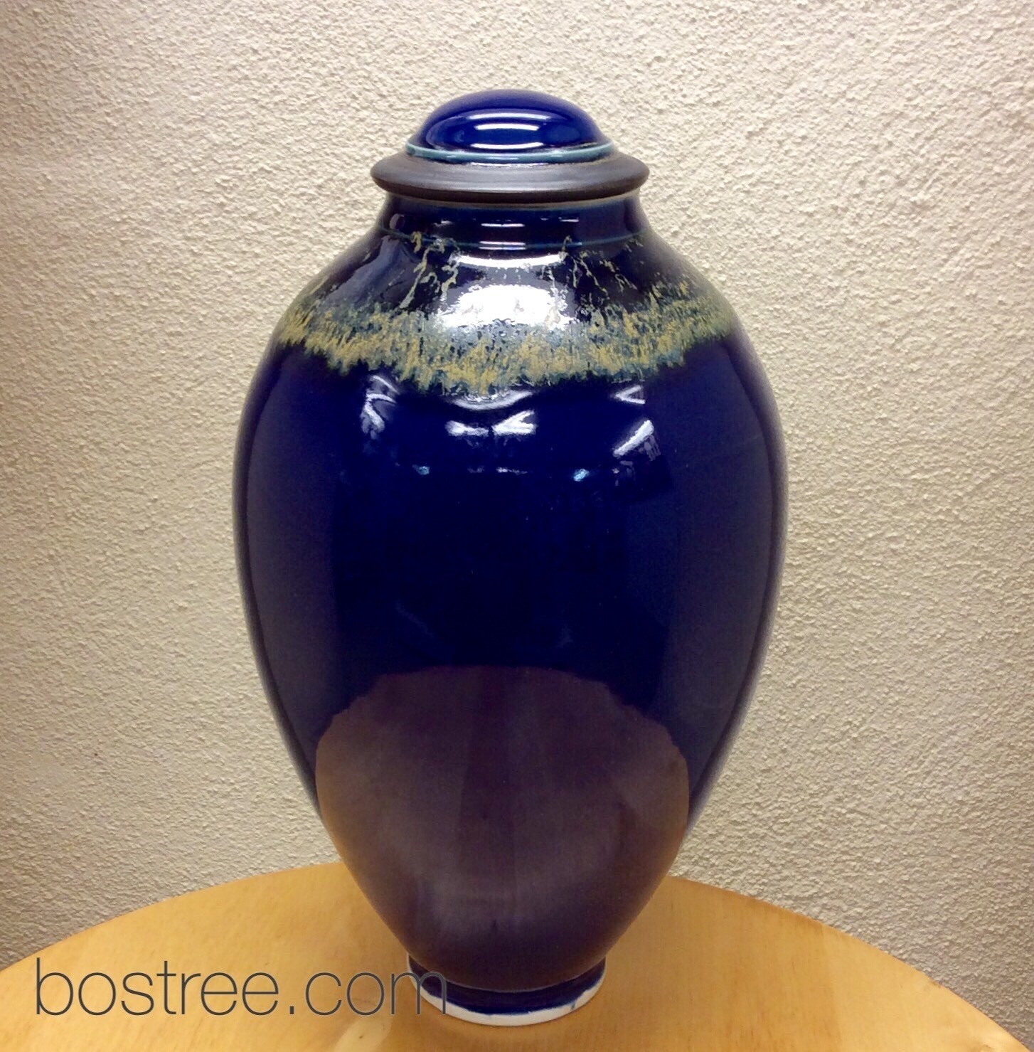 Lidded Vessel - Deep Blue, Gold, by Andrew Boswell