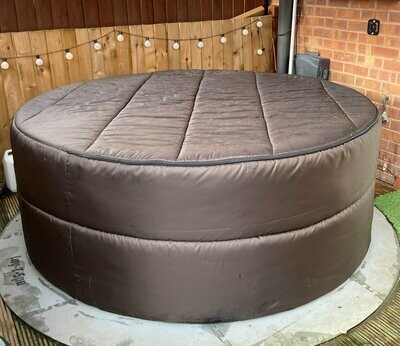 Insulated Hot Tub Cover (round)(with zip)
