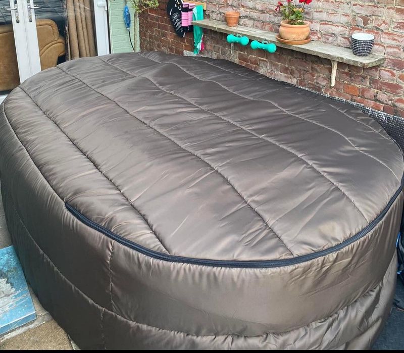 Insulated and all weather hot tub cover (two separate covers) (with zips) (Mauritius Model)