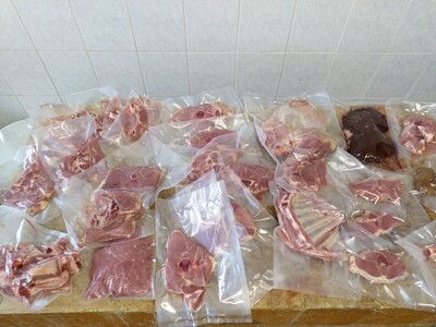Colis de Viande Demi chevreaux Bio 4 KG