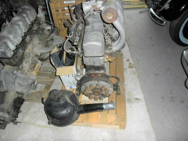 220 SE Ponton motor 220 SE Ponton motor
