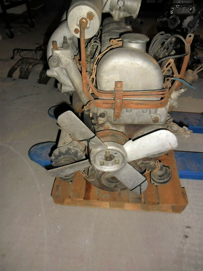 220 SE Ponton motor 220 SE Ponton motor