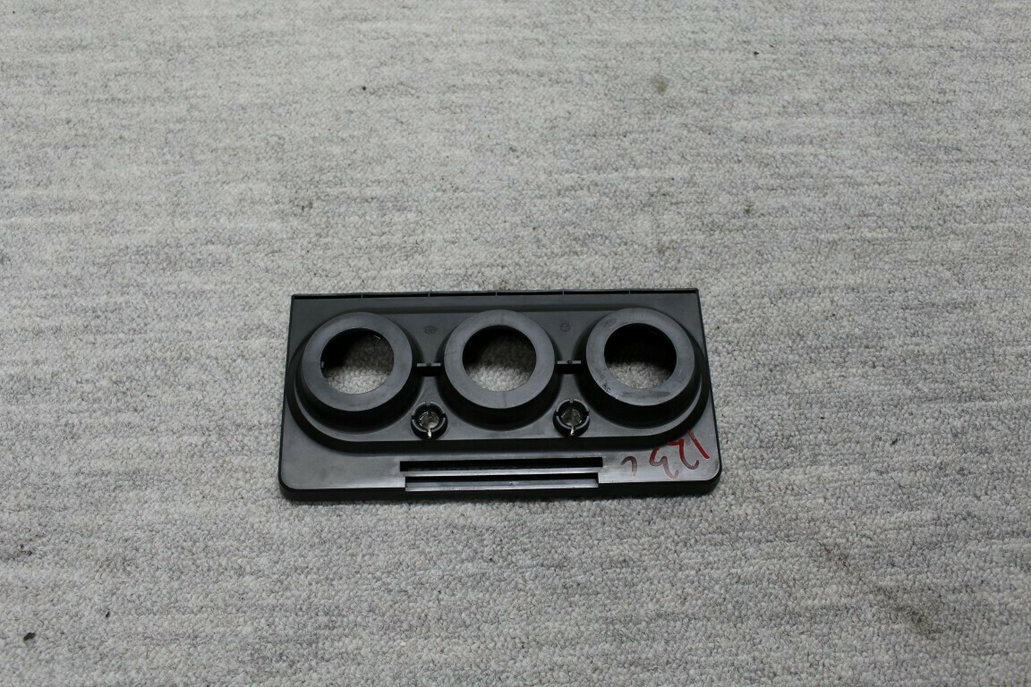 Verwarmings regel afdekplaat gefineerd  W123