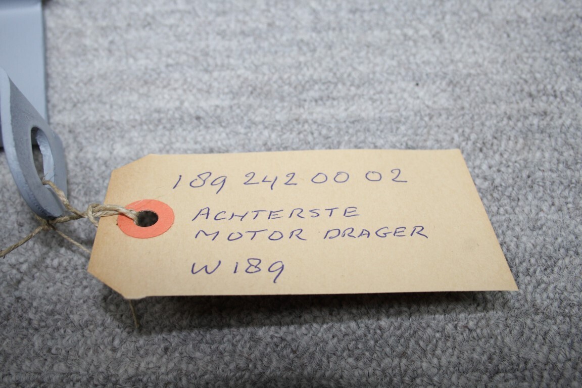 Achterste motordrager W 189