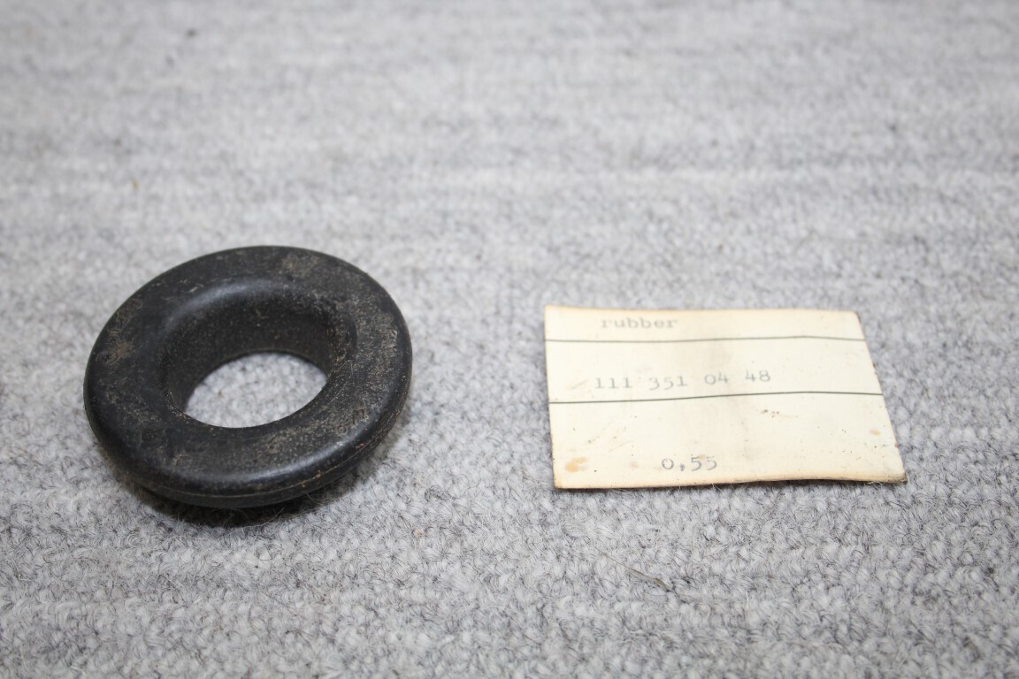 Rubber conus achteras verstelling