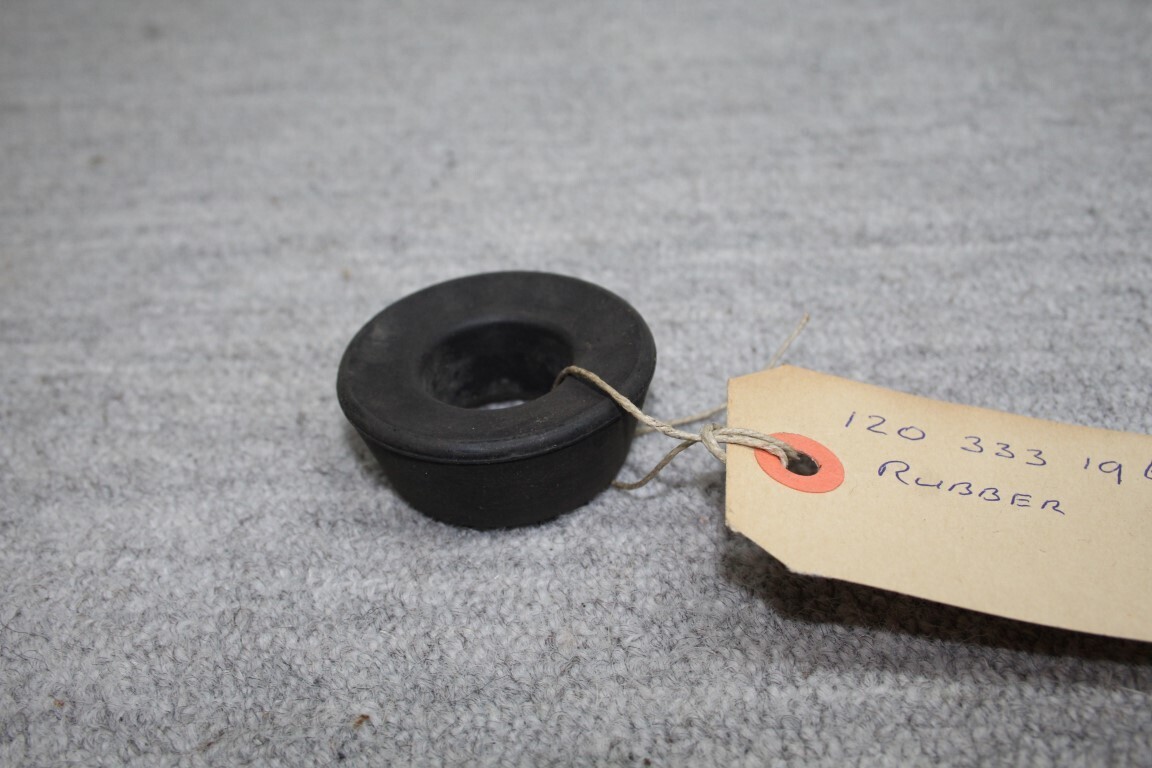 Rubber voortrein ophanging Rubber voortrein ophanging