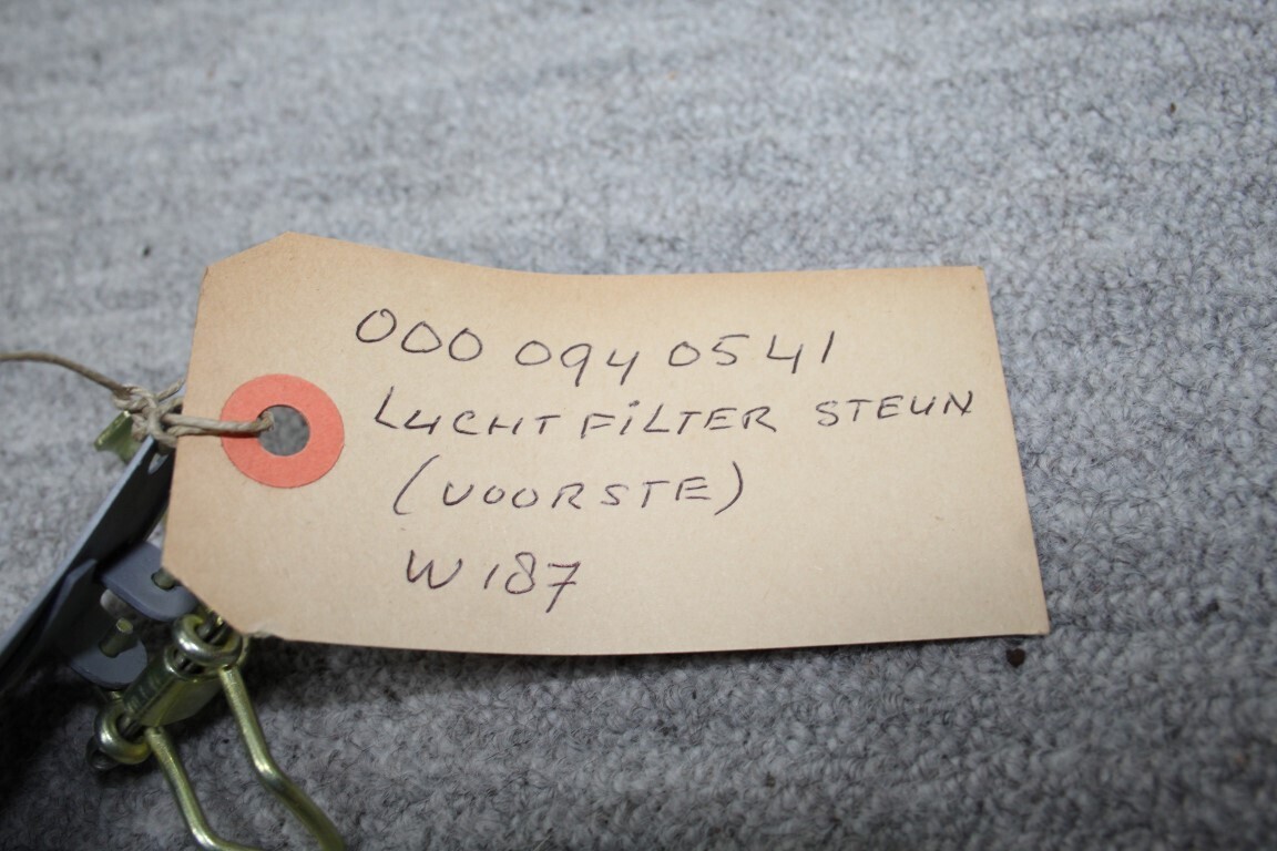 Voorste luchtfilter steun