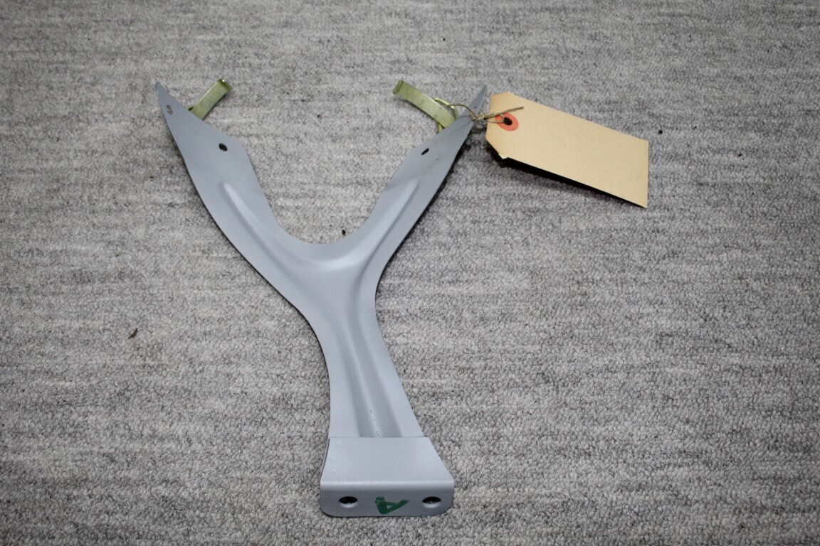 Achterste luchtfilter steun