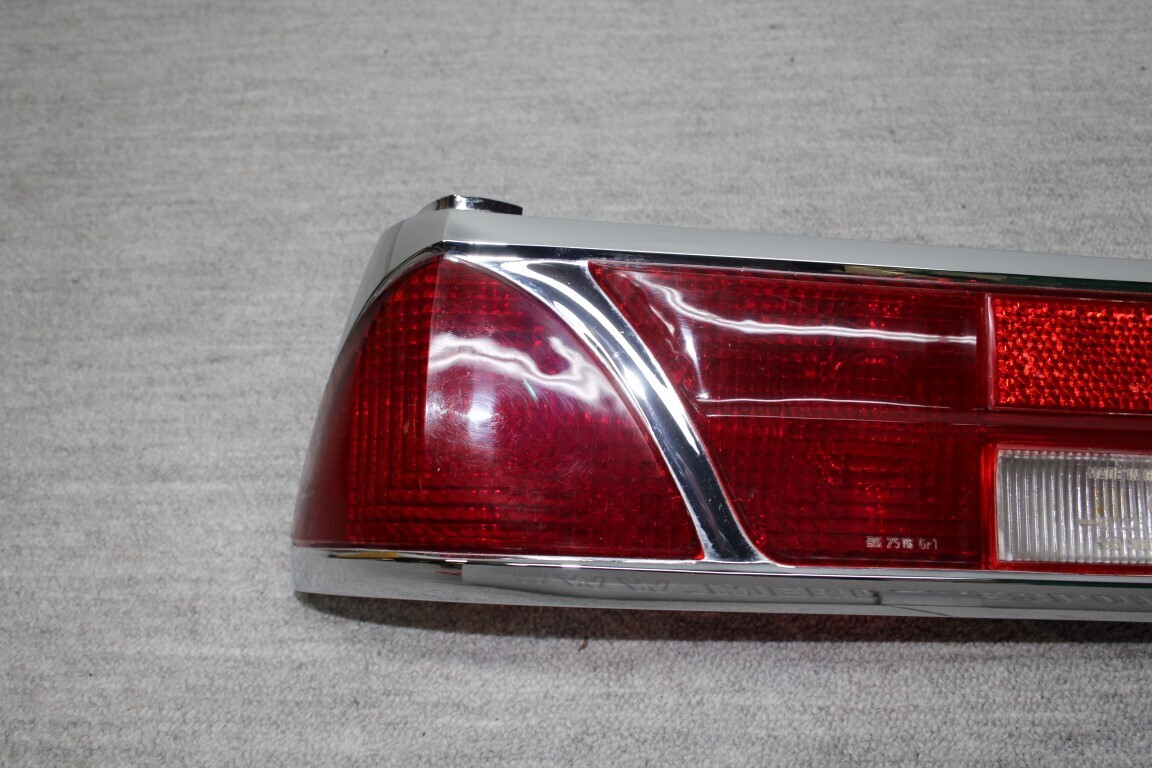 Achterlicht buitendeel links