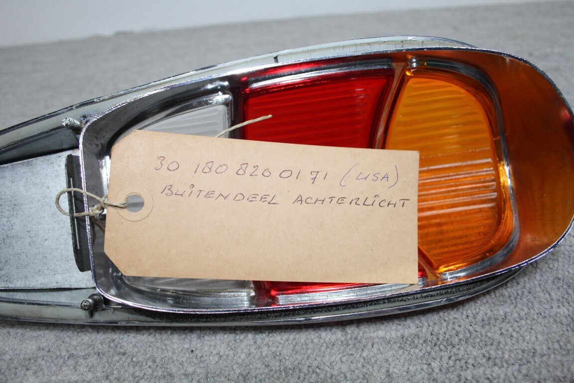 Buitendeel achterlicht USA uitvoering