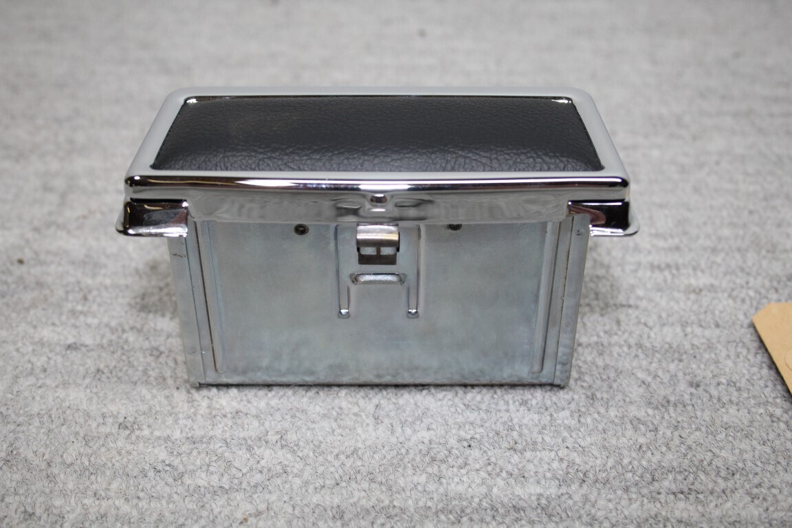 Asbak midden console