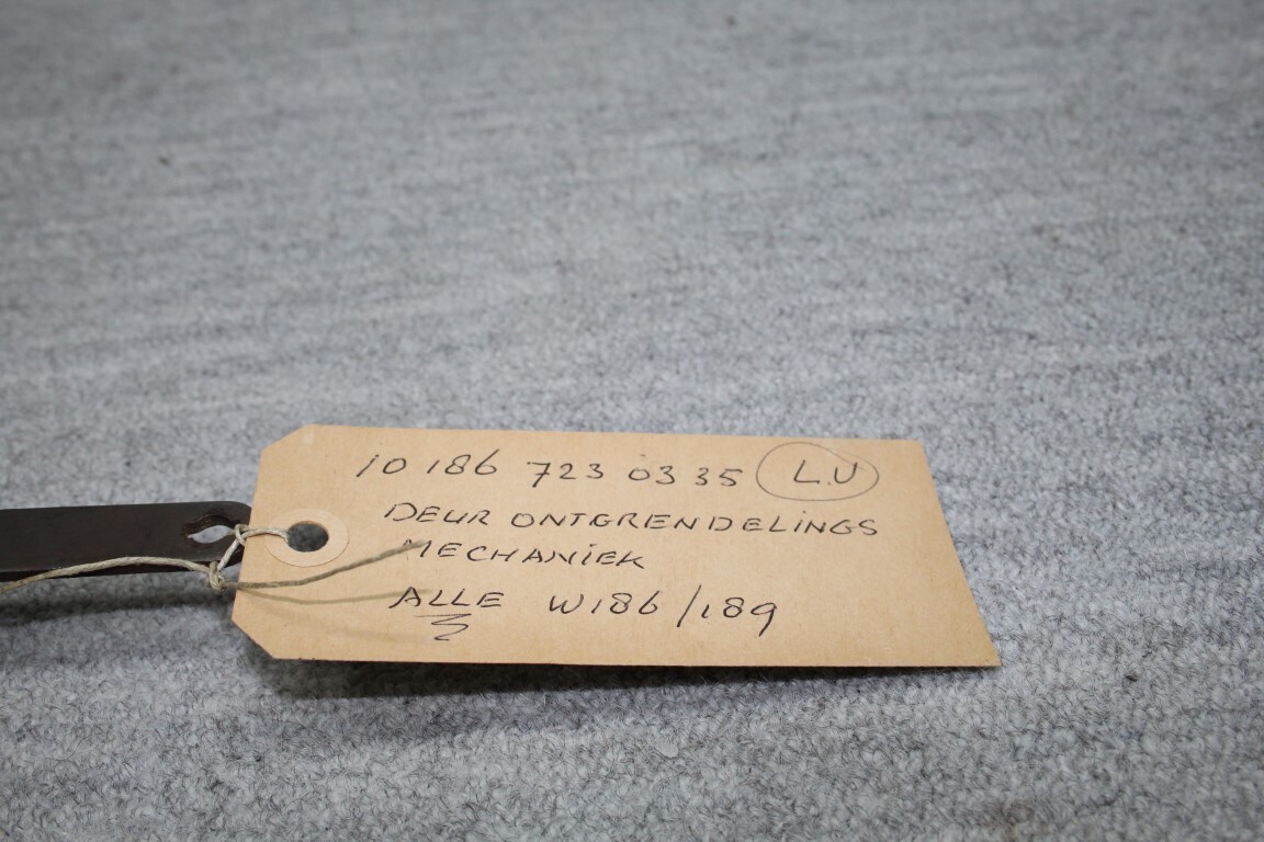 Deurvergrendelings mechaniek links voor