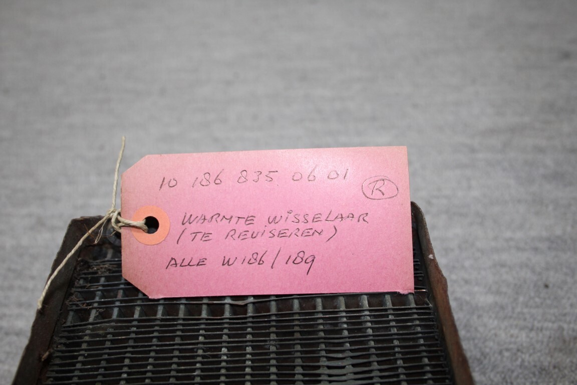 Kachel radiateur rechts