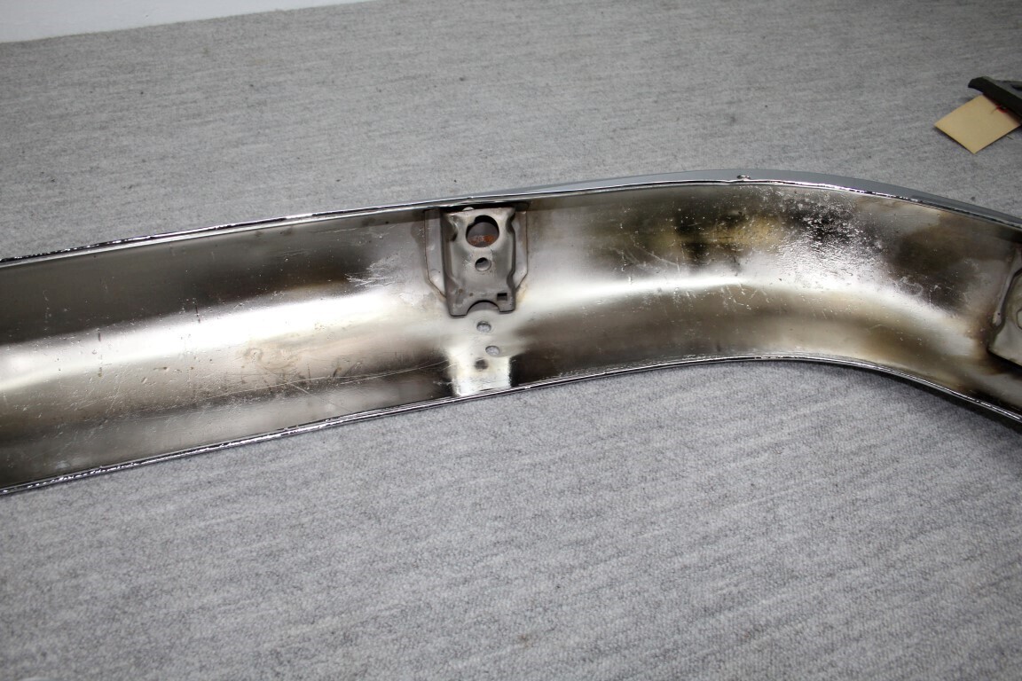 Complete achterbumper (dik model) Complete achterbumper (dik model)