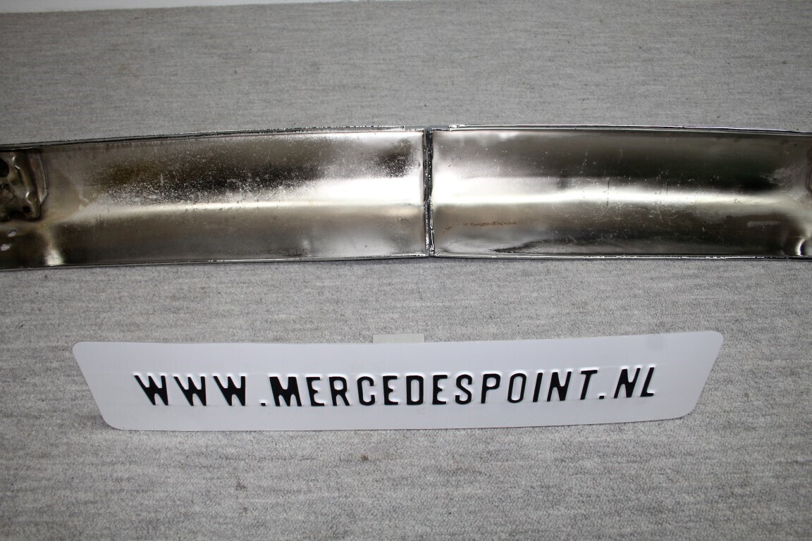 Complete achterbumper (dik model) Complete achterbumper (dik model)