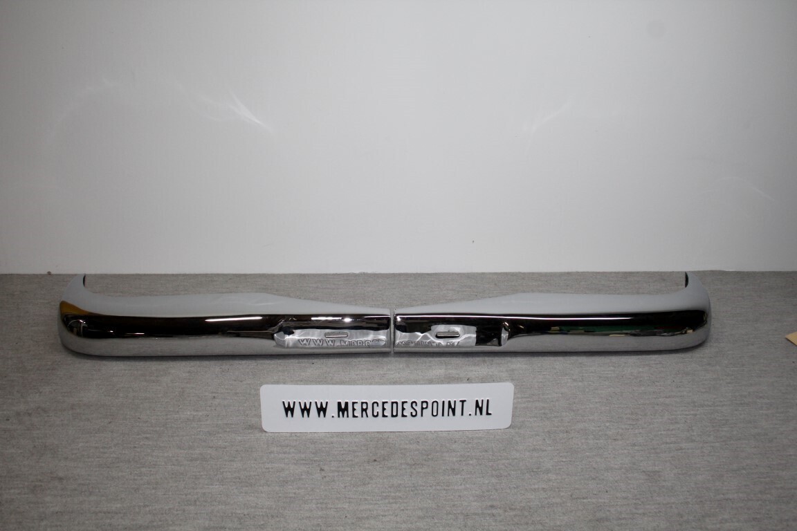 Voorbumper compleet (dik model) Voorbumper compleet (dik model)