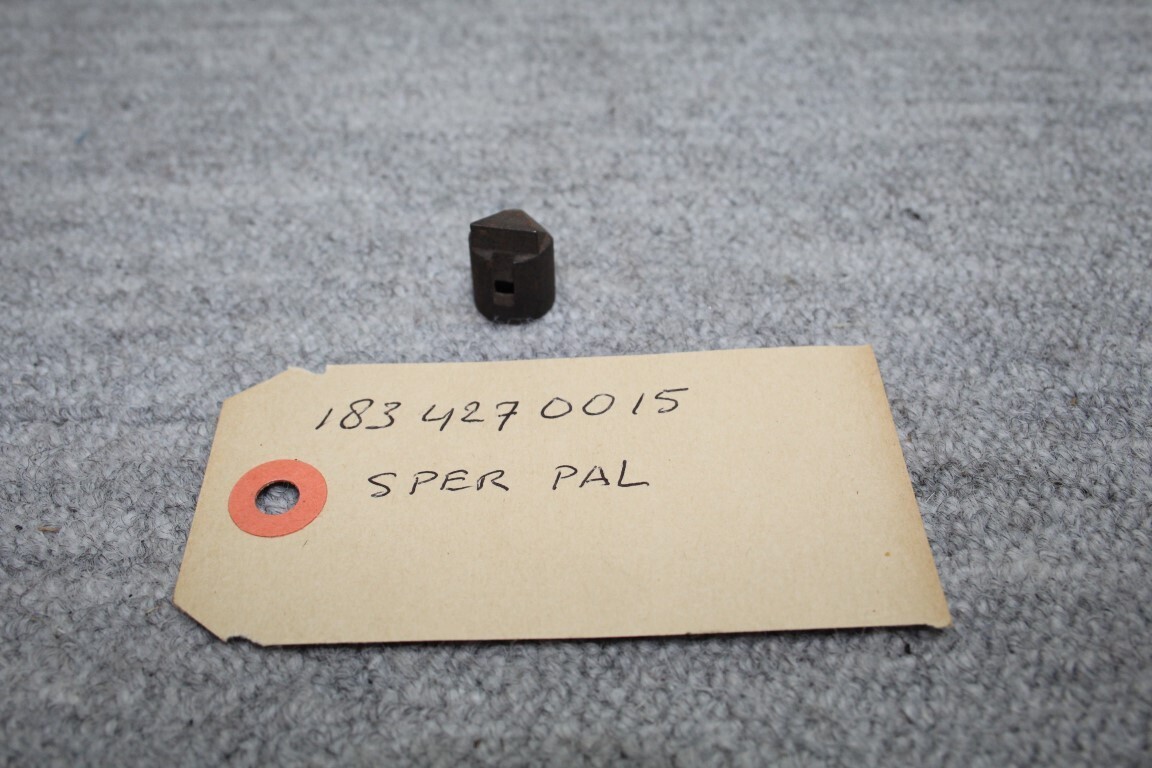 Sperpal voor handrem handle