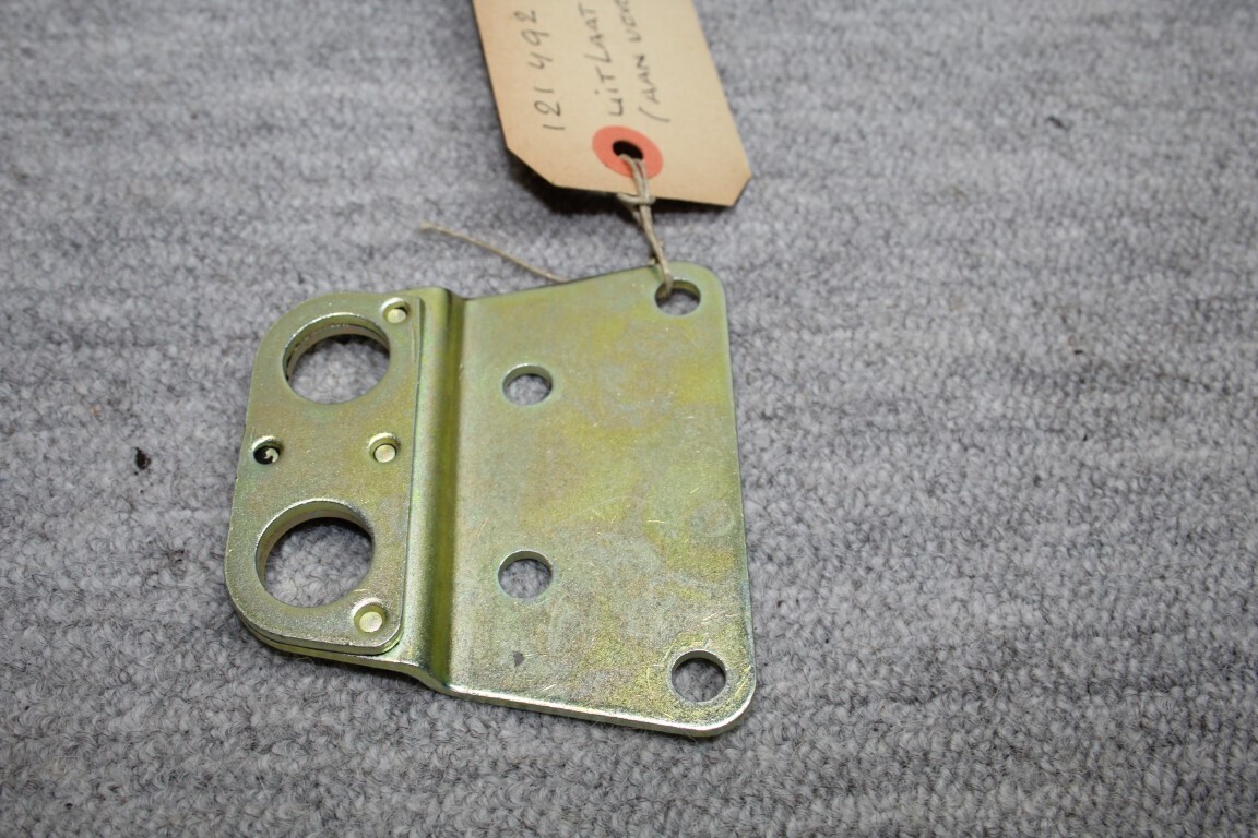 Uitlaatsteun aan versnellingsbak