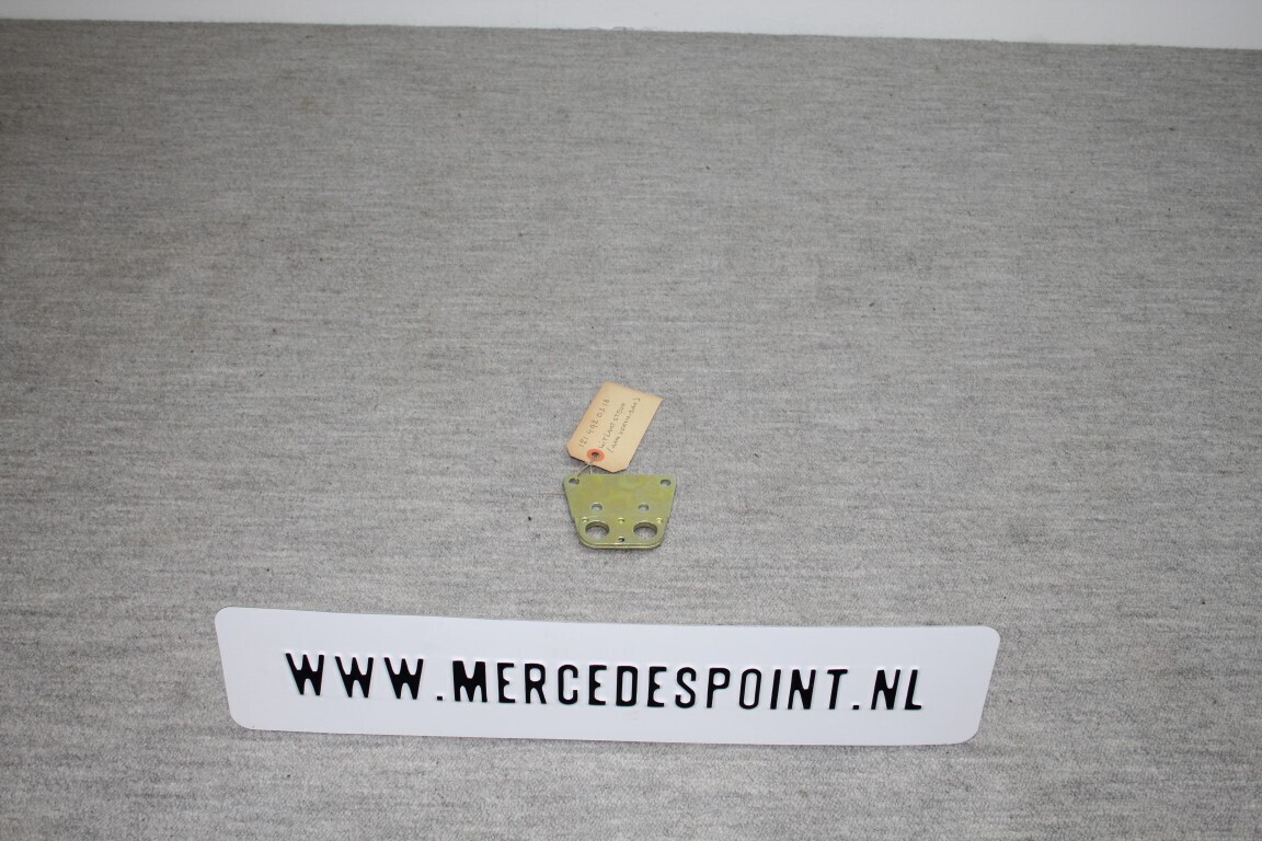 Uitlaatsteun aan versnellingsbak