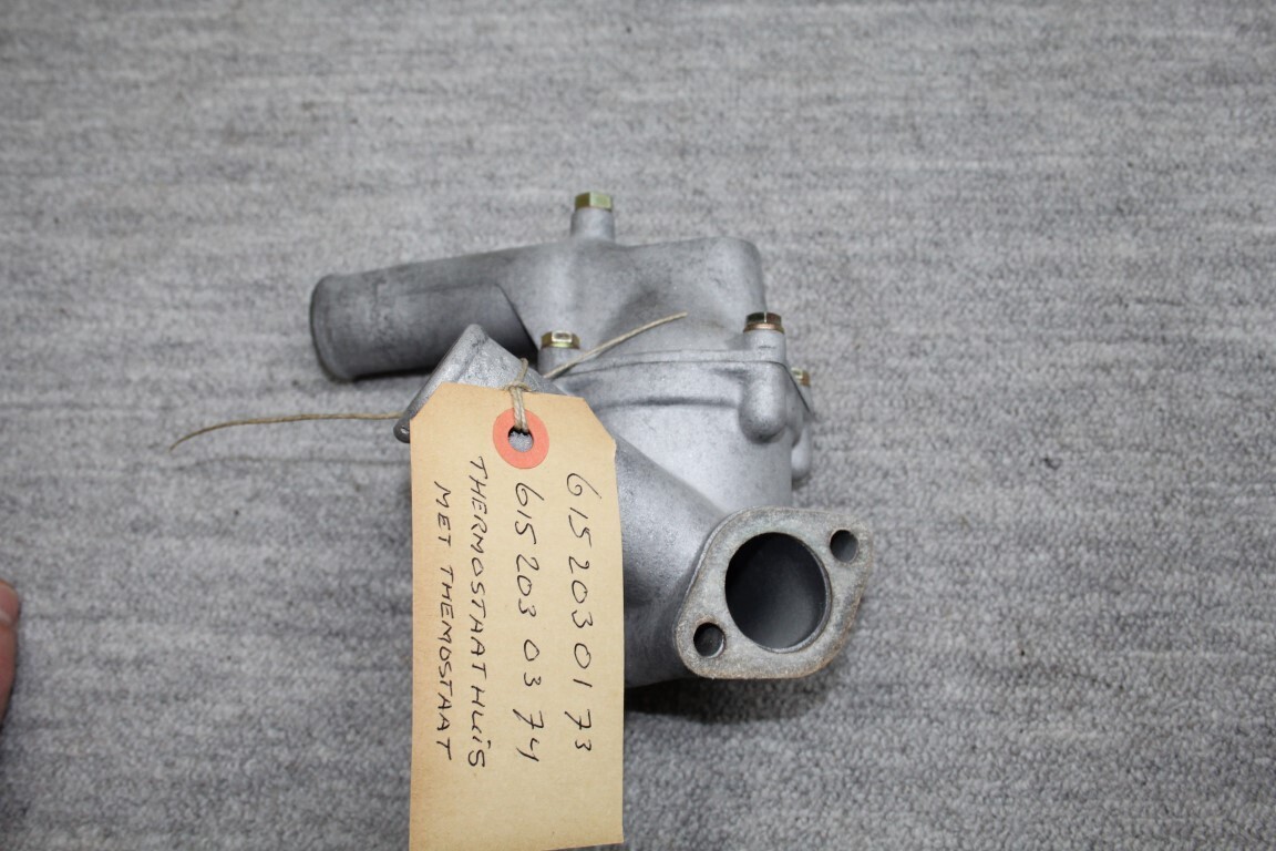 Thermostaathuis met thermostaat