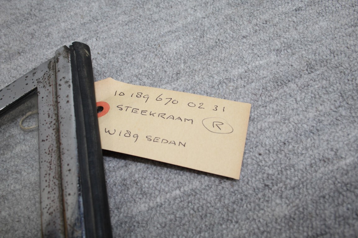 Steekraam achter rechts