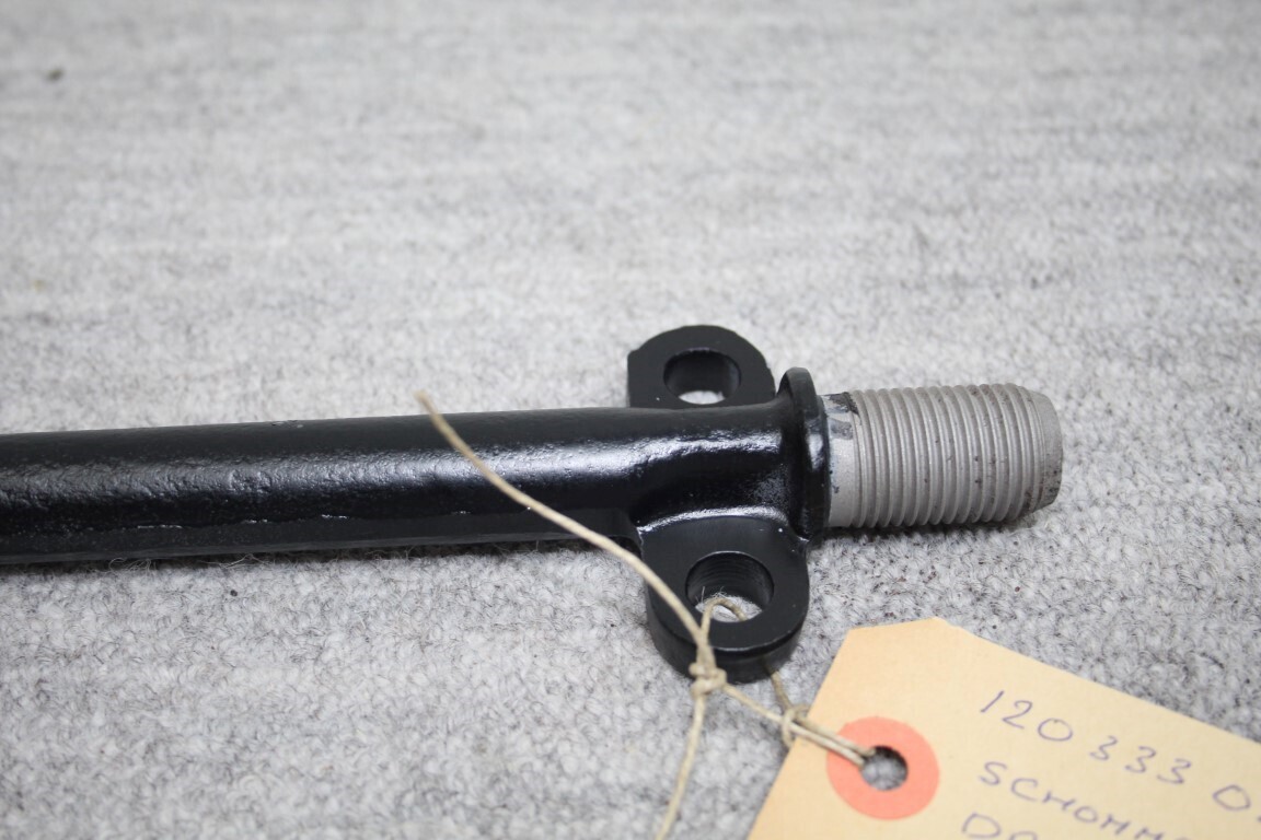 Schommelarm drager onder