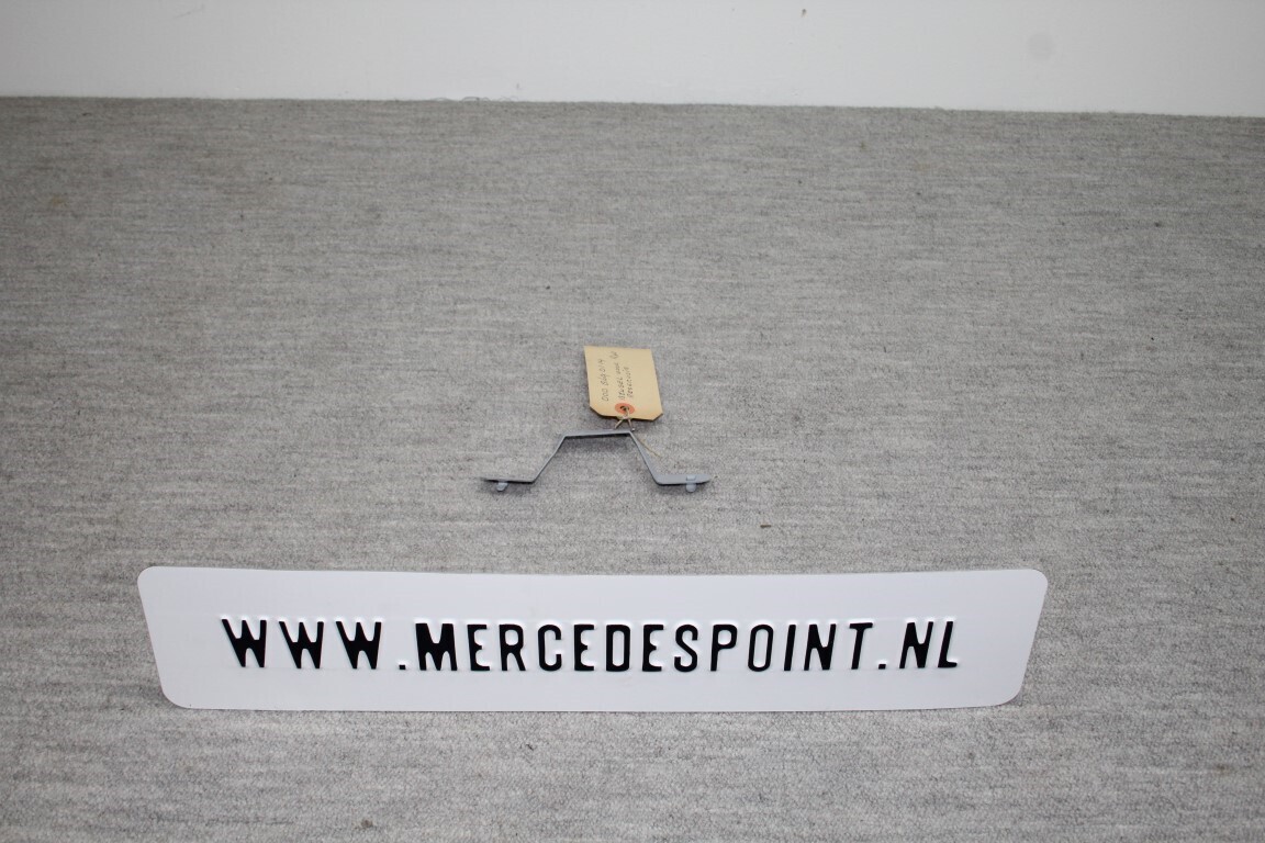 Beugel ruitensproeier reservoir