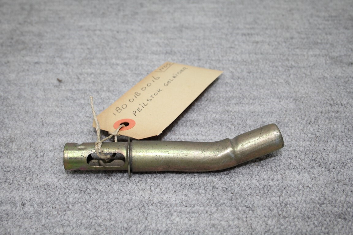 Peilstok geleider M180 motor