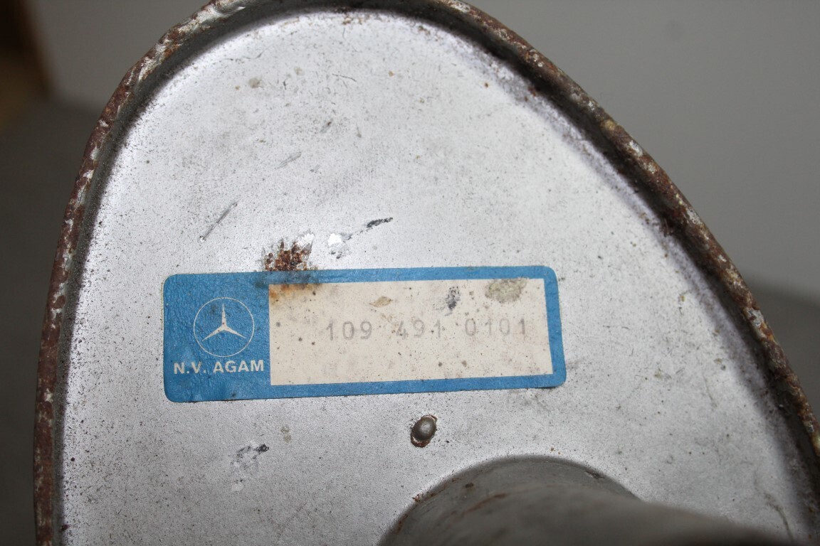 Eind demper W 109 300SEL 6.3 Eind demper W 109 300SEL 6.3