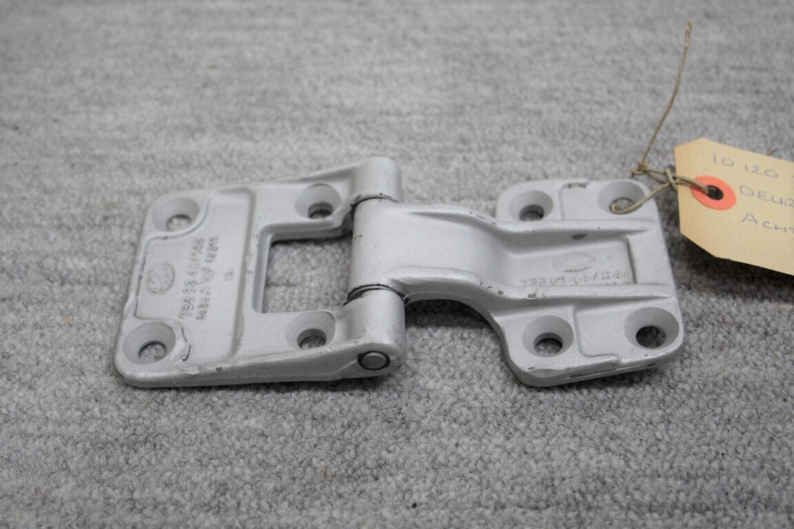 Deurscharnier achterdeur links onder