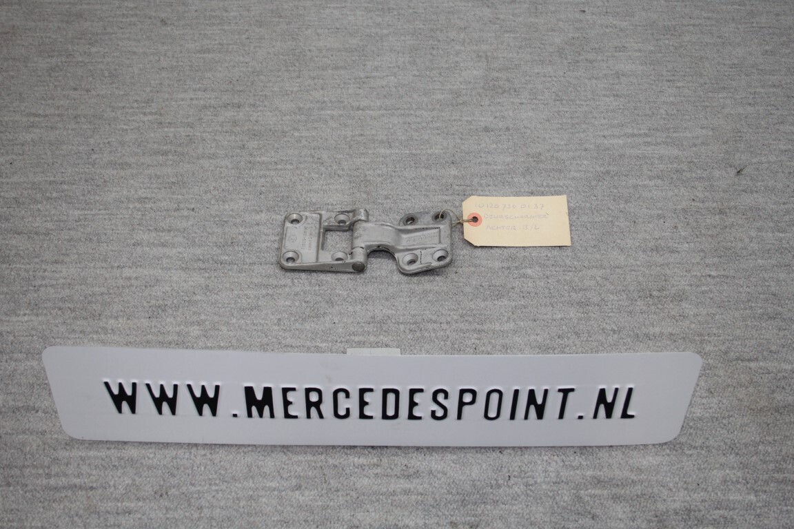 Deurscharnier achterdeur links boven