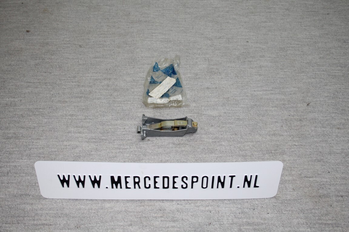 Deurvanger W 114 / 115